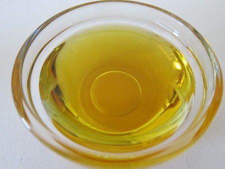 リノレン酸などを含む油